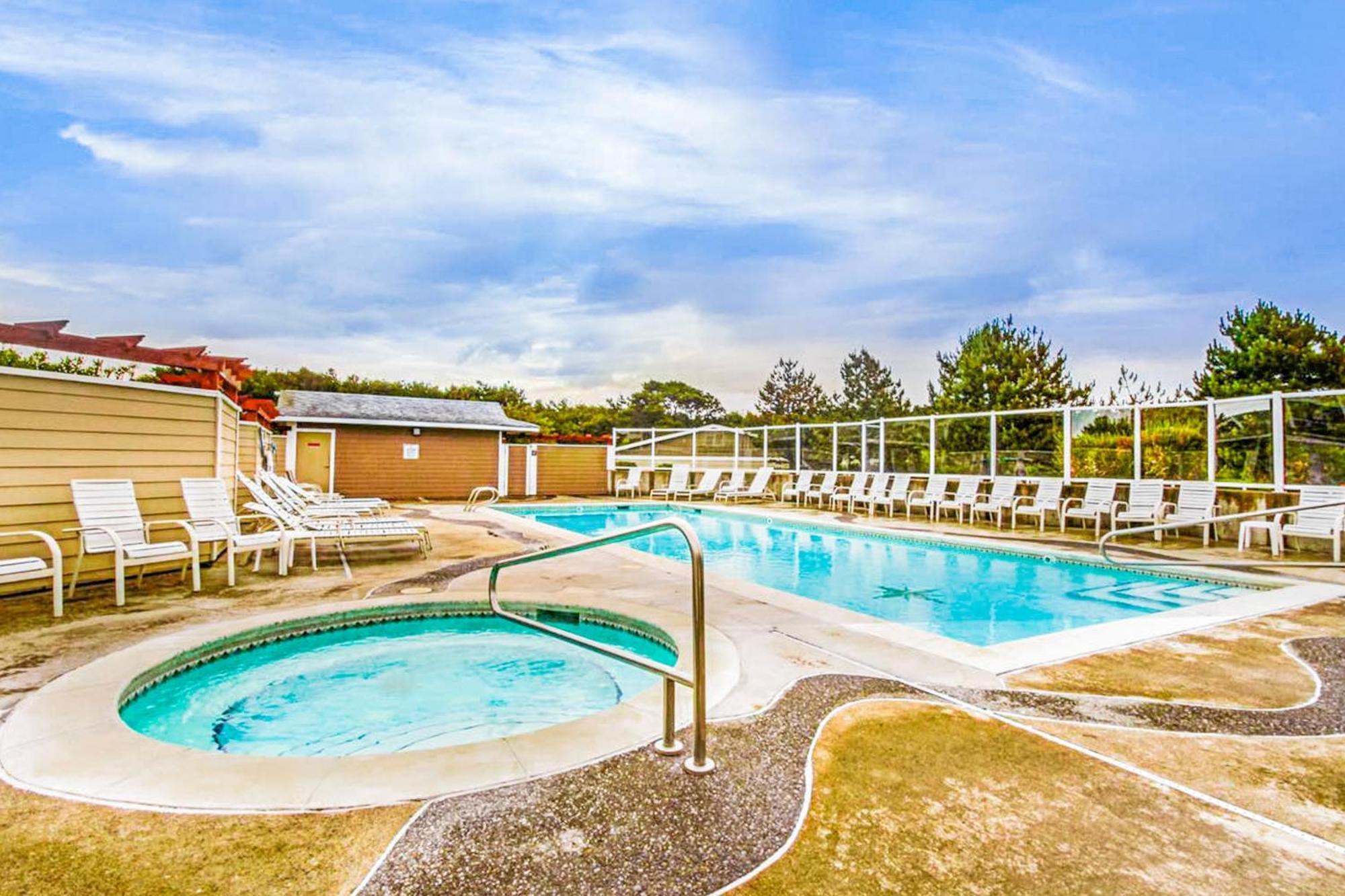 Surf'S Up Apartment Westport Bagian luar foto